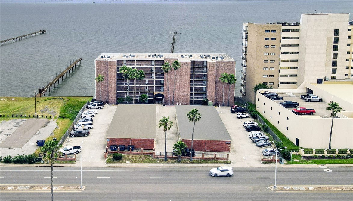 4334 Ocean Dr 403 Property Photo 1
