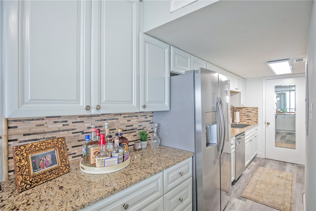 4334 Ocean Dr 403 Property Photo 17