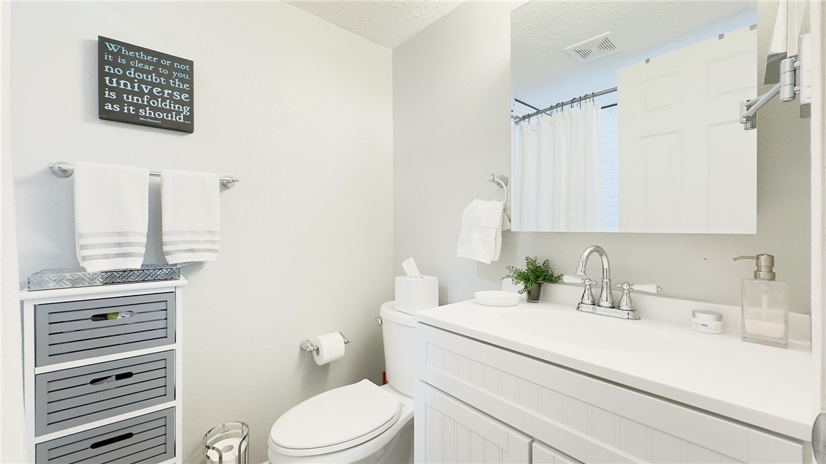 4334 Ocean Dr 403 Property Photo 24