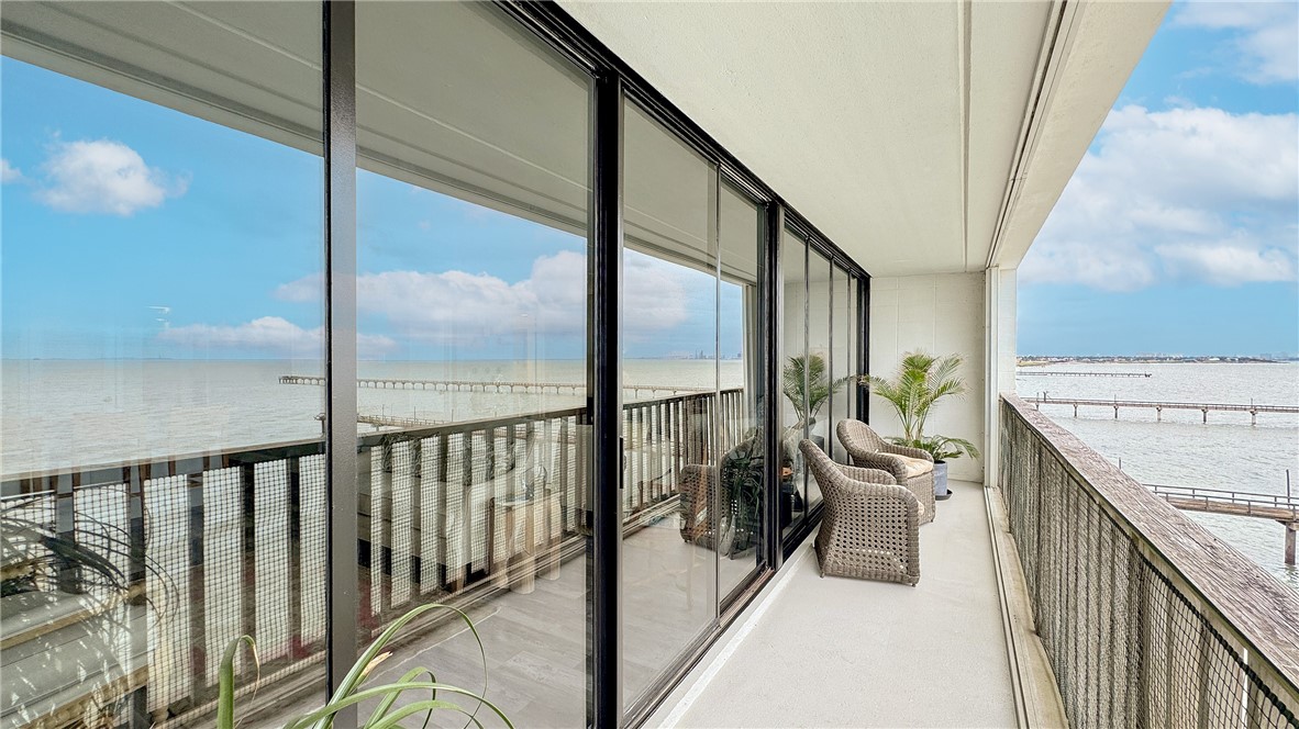 4334 Ocean Dr 403 Property Photo 29