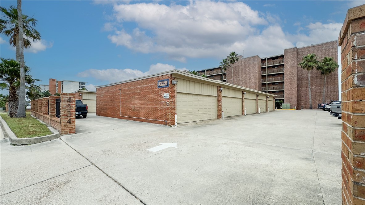 4334 Ocean Dr 403 Property Photo 34