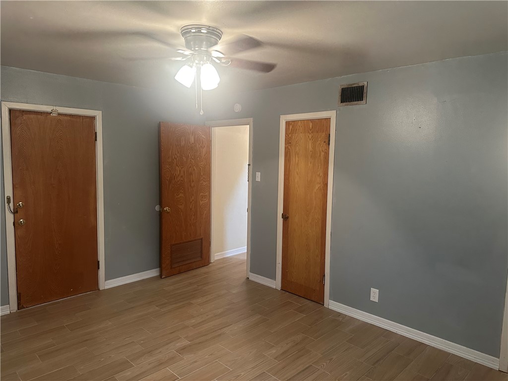 627 W Richard Ave Property Photo 24