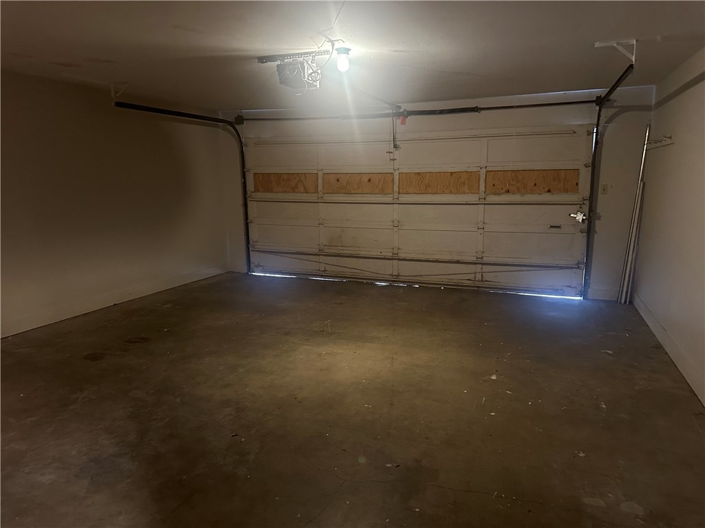 627 W Richard Ave Property Photo 29