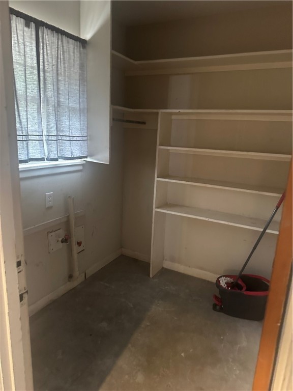 627 W Richard Ave Property Photo 33