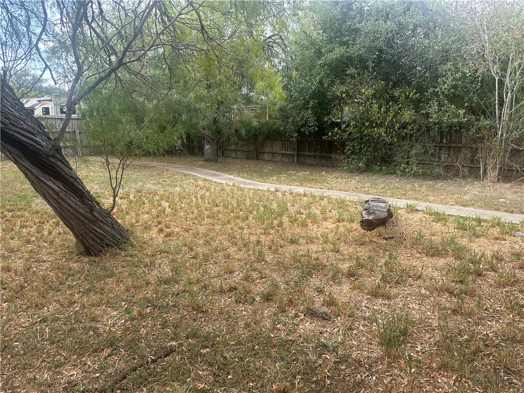 627 W Richard Ave Property Photo 37