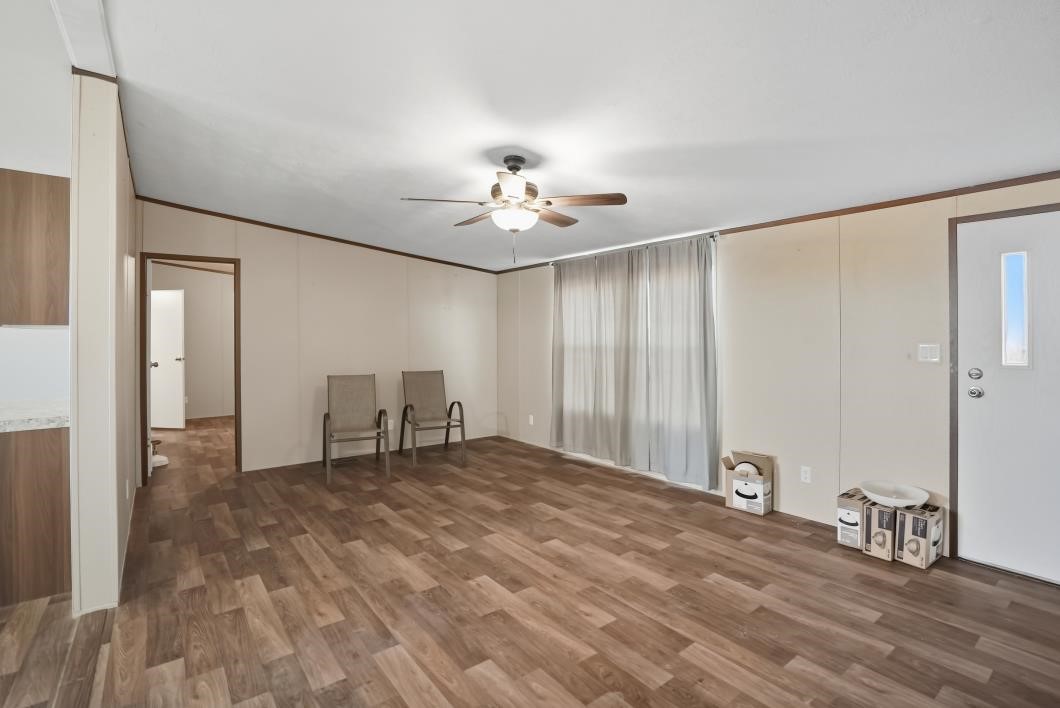 553 Jennifer Loop Property Photo 9