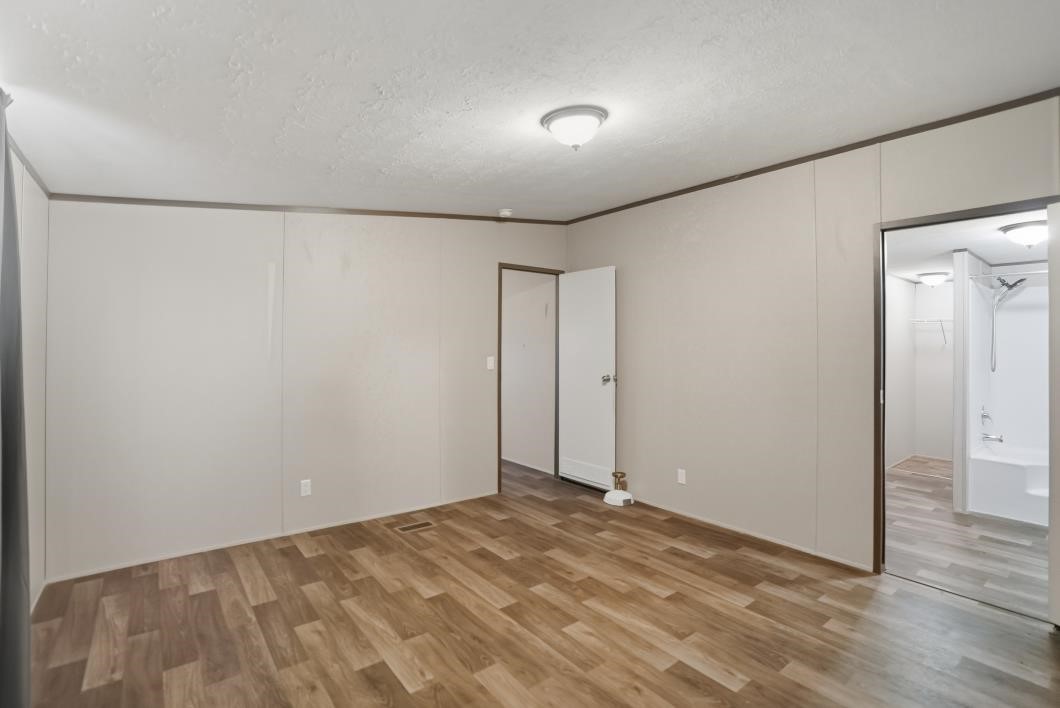 553 Jennifer Loop Property Photo 13