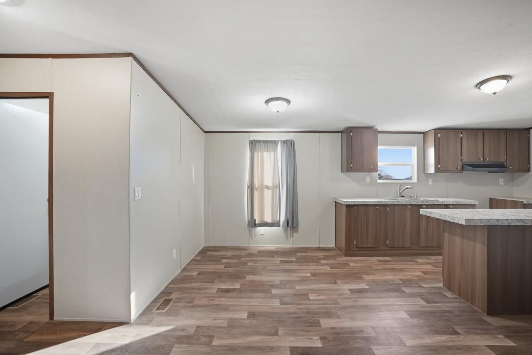 553 Jennifer Loop Property Photo 16