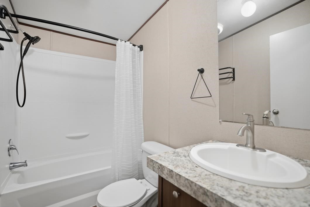 553 Jennifer Loop Property Photo 21