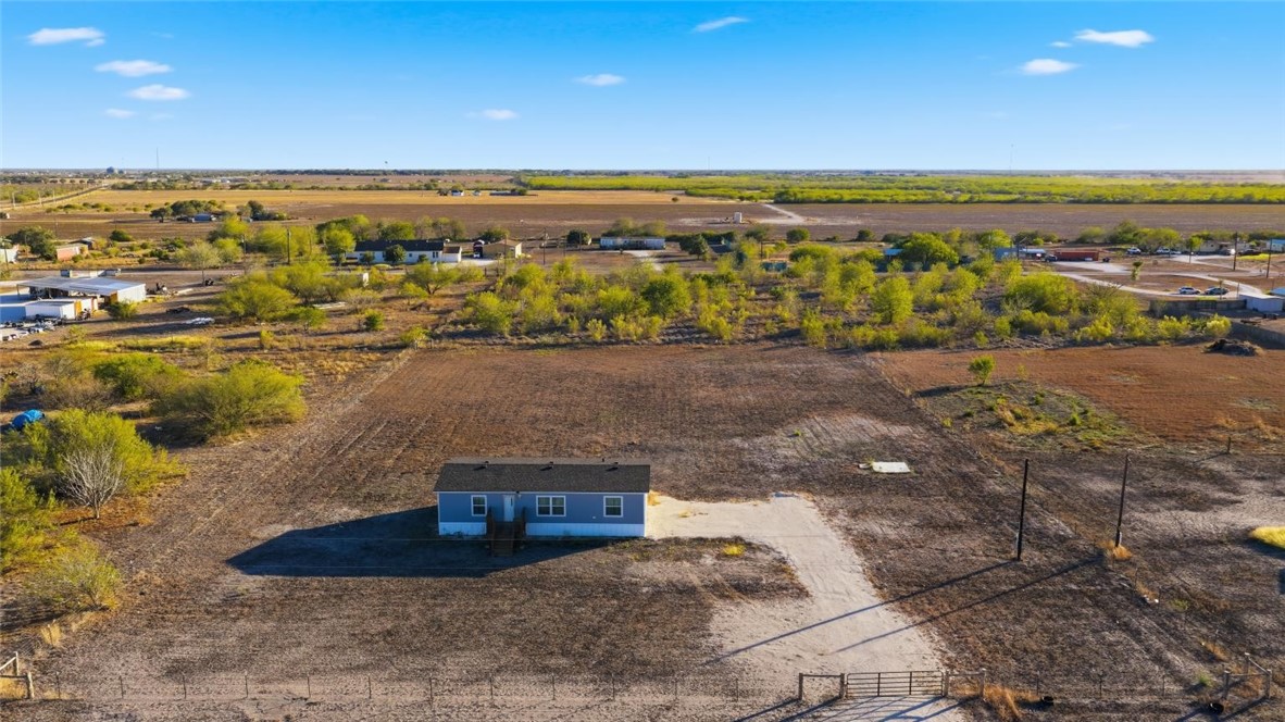 553 Jennifer Loop Property Photo 22