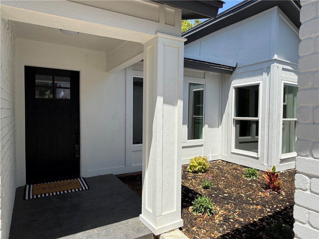 2413 Still Brook Dr Property Photo 4