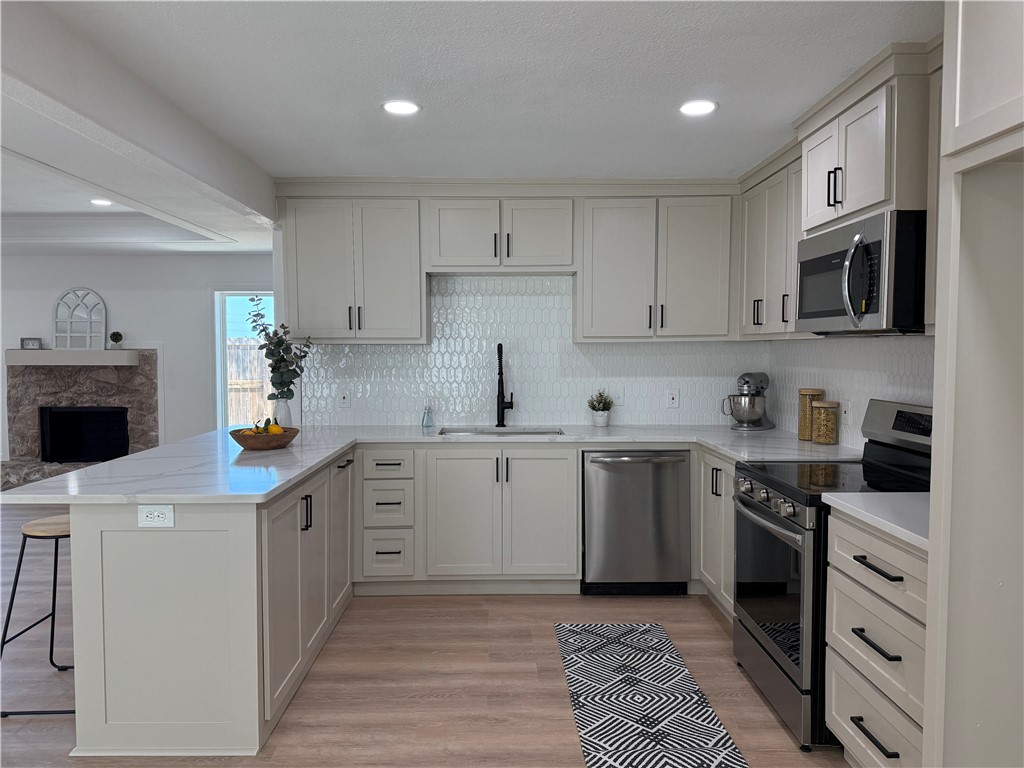 2413 Still Brook Dr Property Photo 8