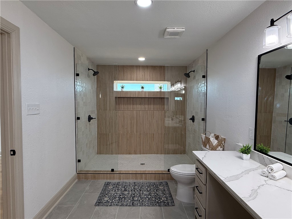 2413 Still Brook Dr Property Photo 20