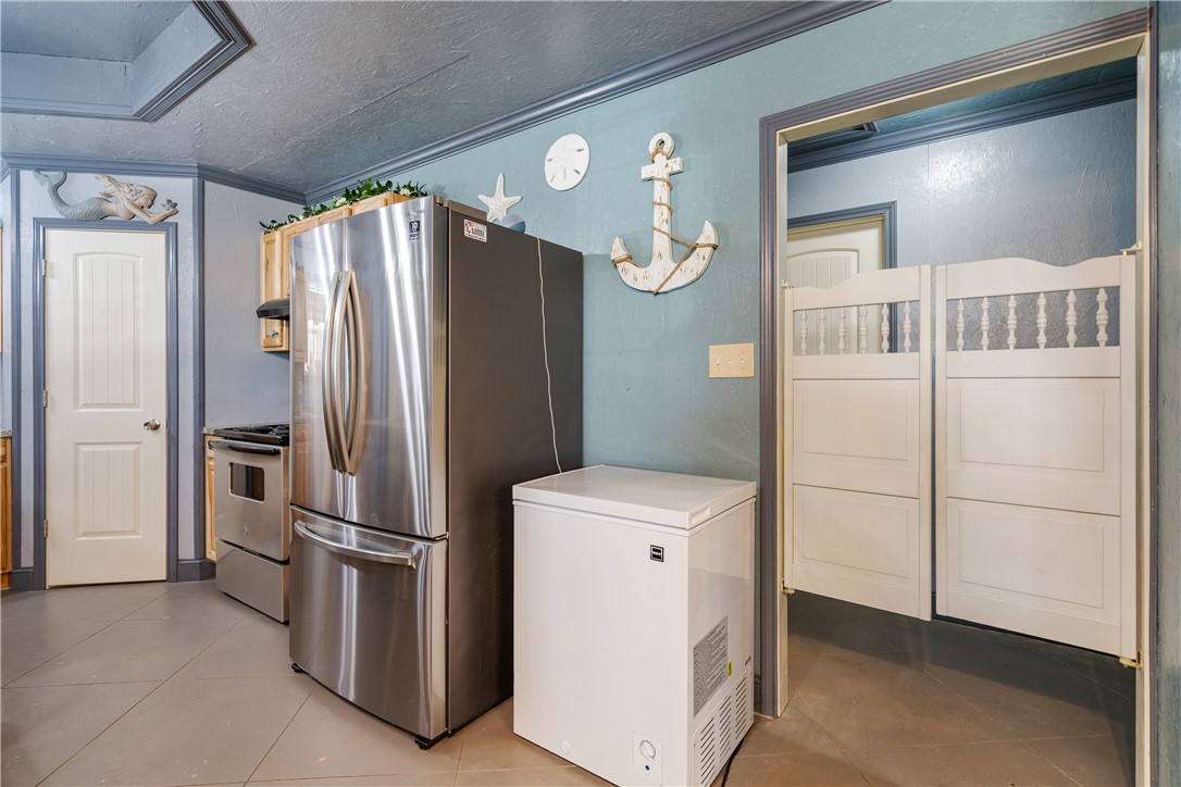 1356 Neubauer Point Property Photo 28