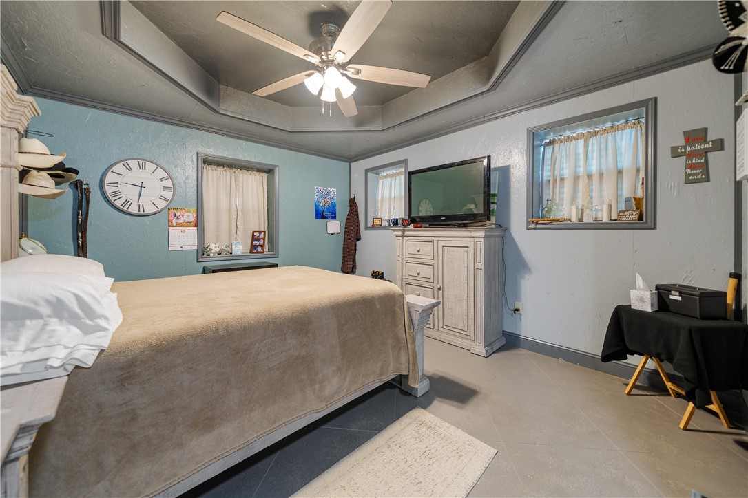 1356 Neubauer Point Property Photo 32