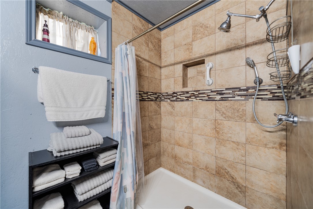 1356 Neubauer Point Property Photo 36