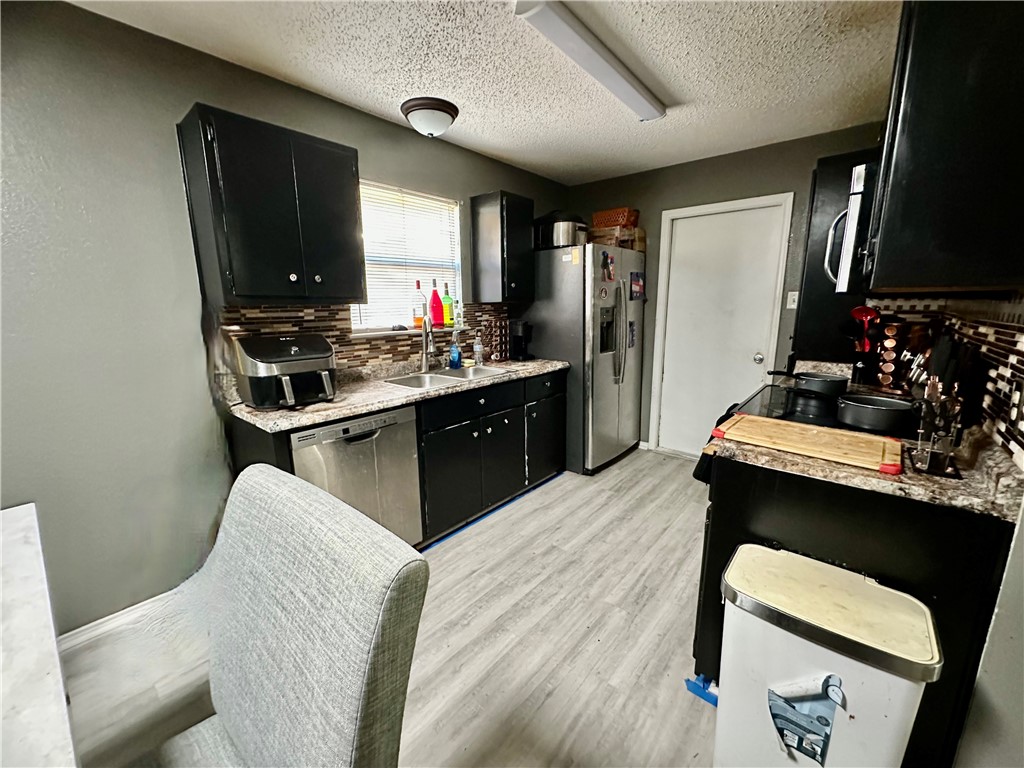 2154 Meadow Dr Property Photo 5