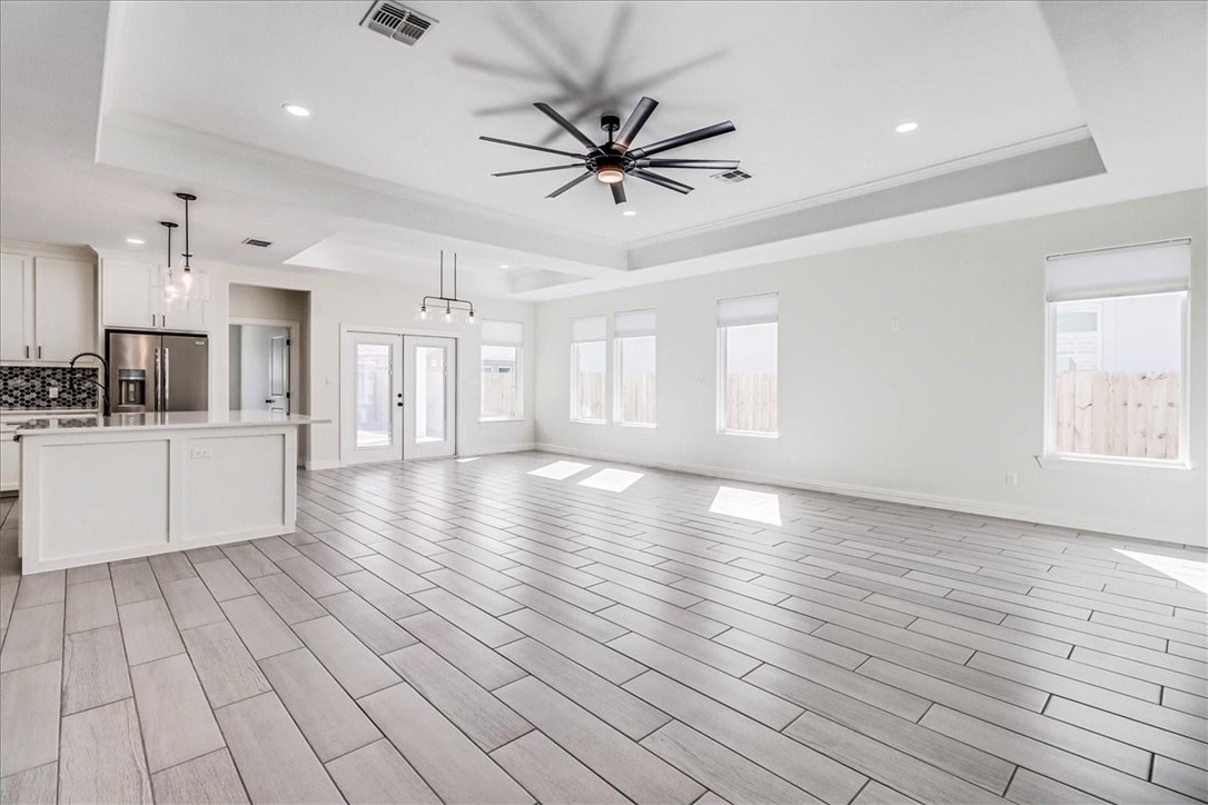 4126 Azali Dr Property Photo 4