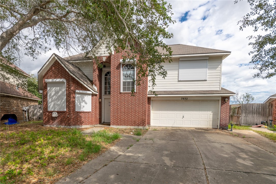 7032 Emelie Property Photo 1