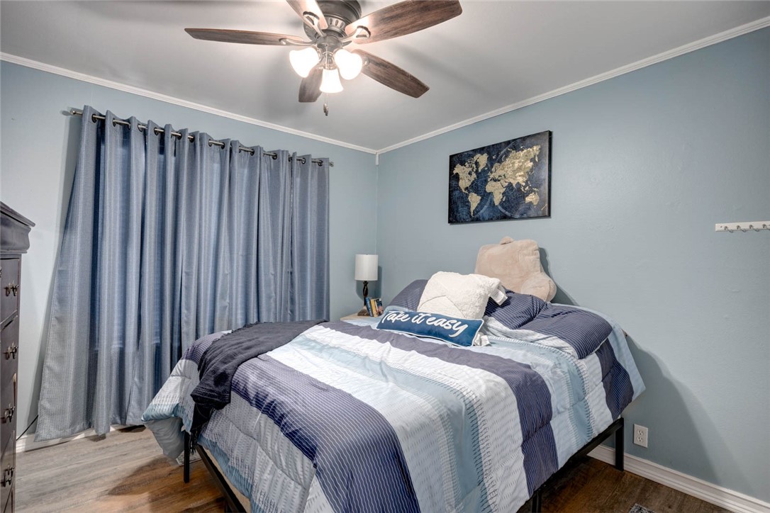 3906 Barnes St Property Photo 9