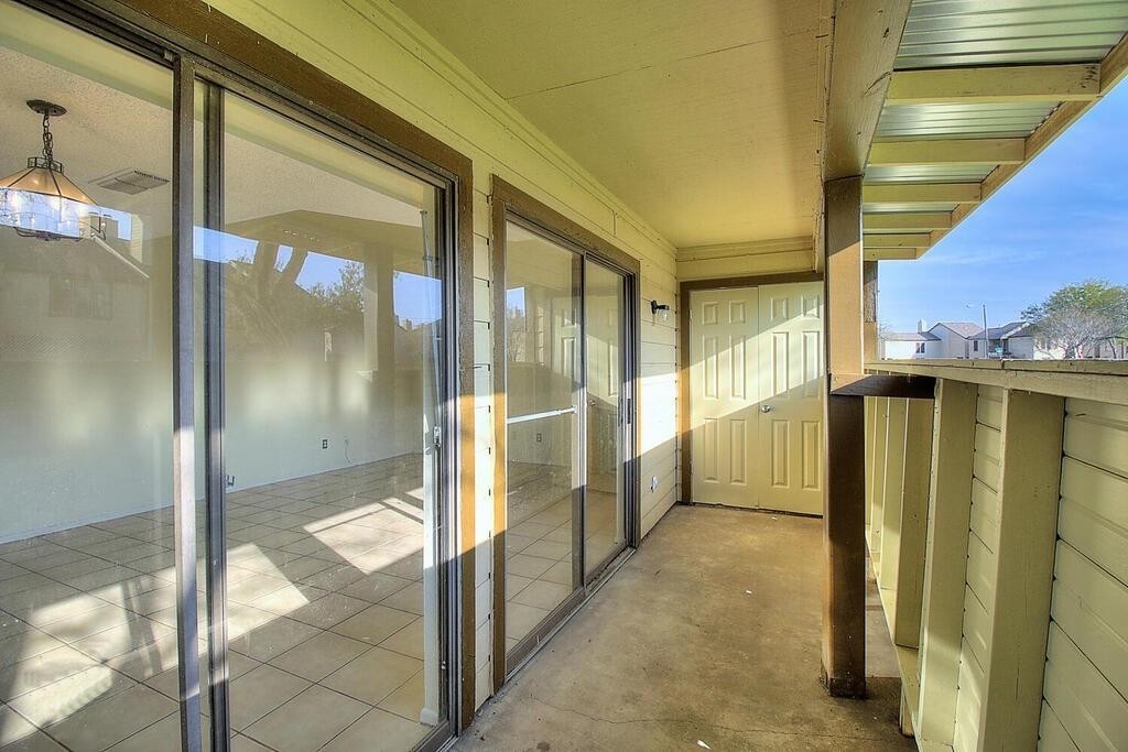 2314 Capitan Unit A Dr Property Photo 5