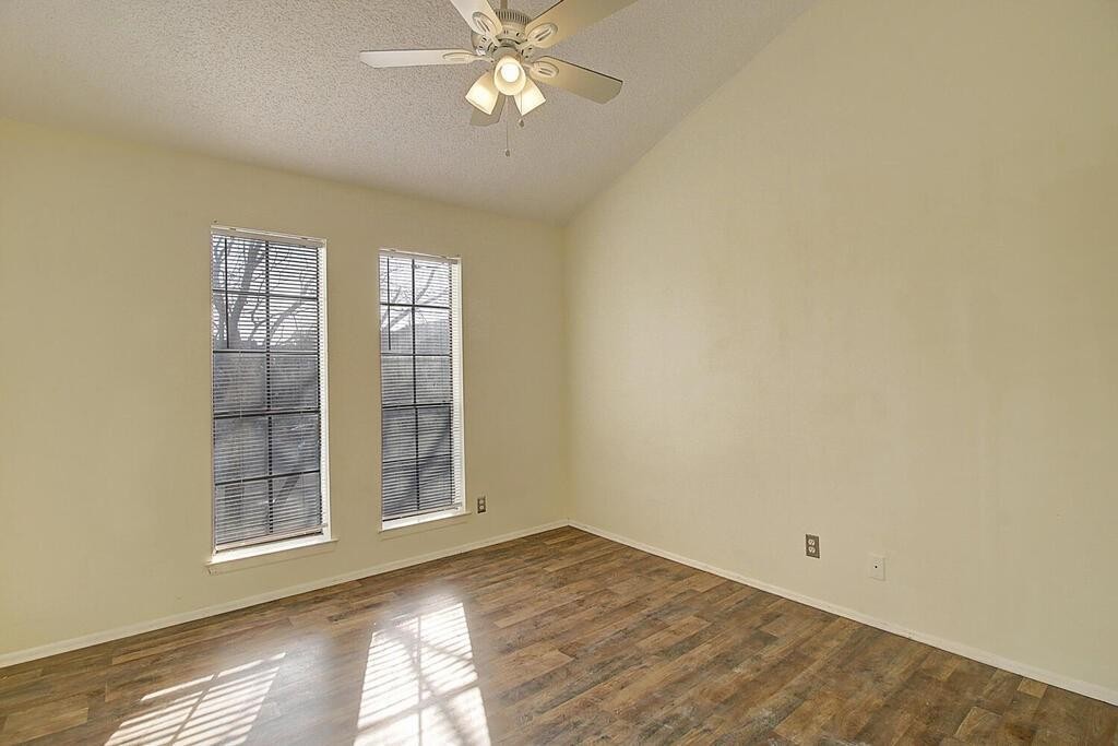 2314 Capitan Unit A Dr Property Photo 8