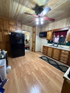 1508 N Hill St Property Photo 5