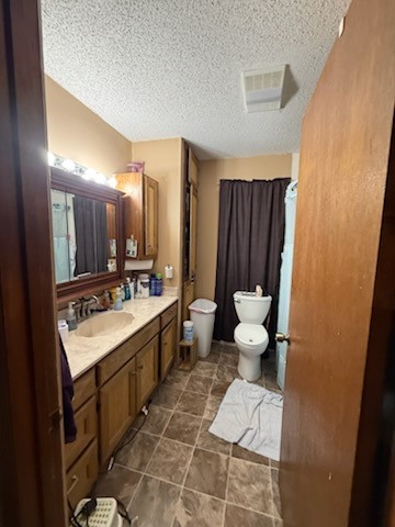 1508 N Hill St Property Photo 10