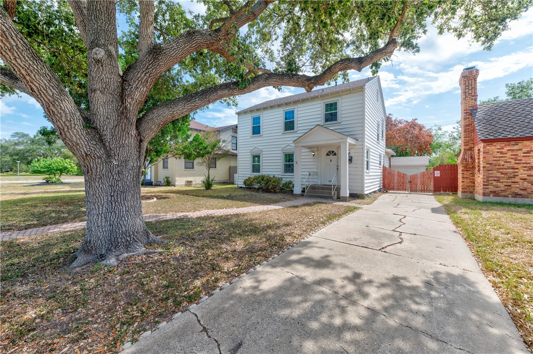 505 Del Mar Blvd Property Photo 1