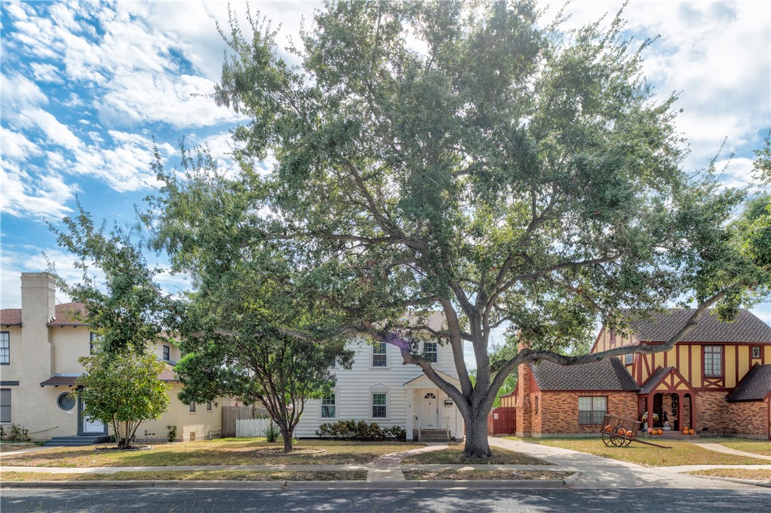 505 Del Mar Blvd Property Photo 3