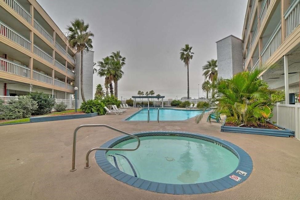 3938 Surfside Blvd 3222 Property Photo 10