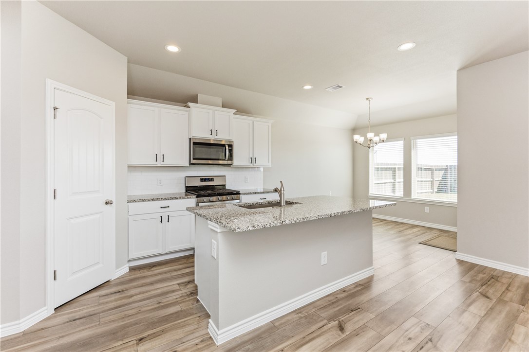 1213 Breebry Dr Property Photo 6