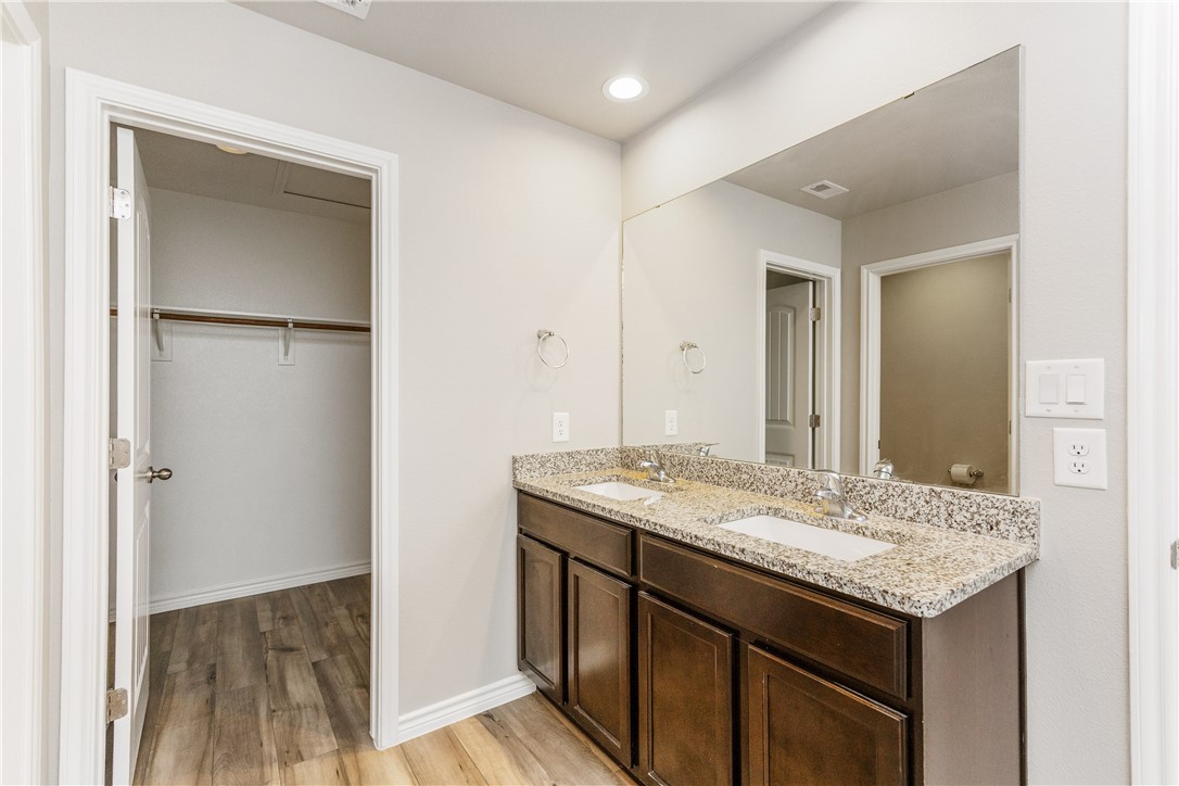 1213 Breebry Dr Property Photo 30