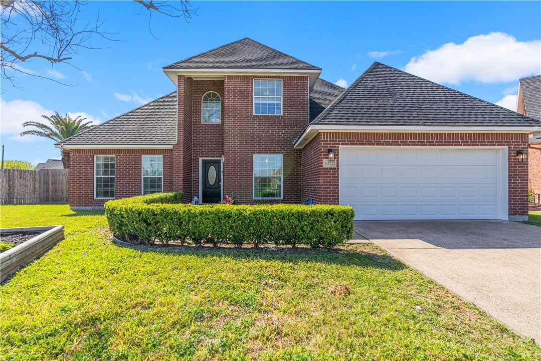 8222 Mima Circ Property Photo 1