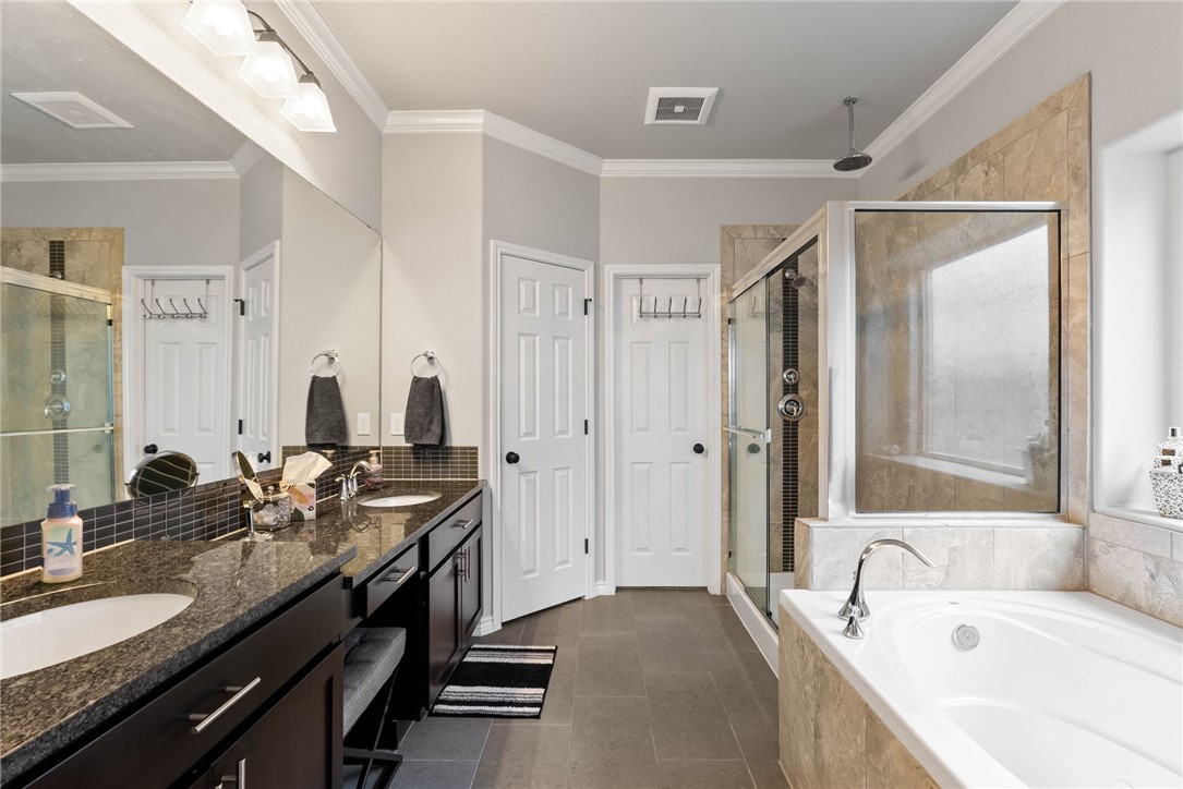 6 Reserve Blvd Property Photo 18