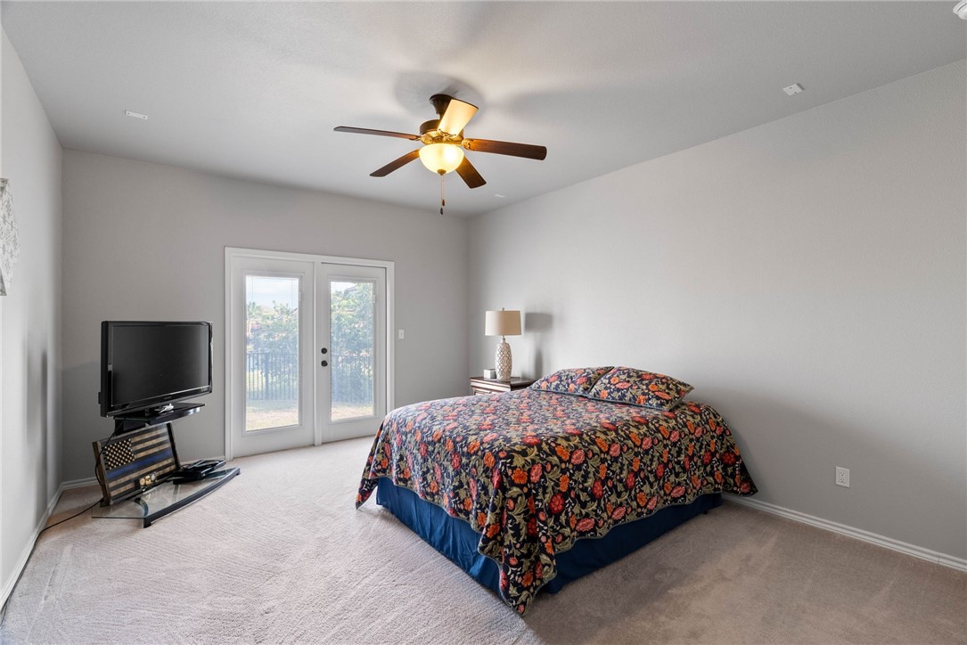 6 Reserve Blvd Property Photo 26