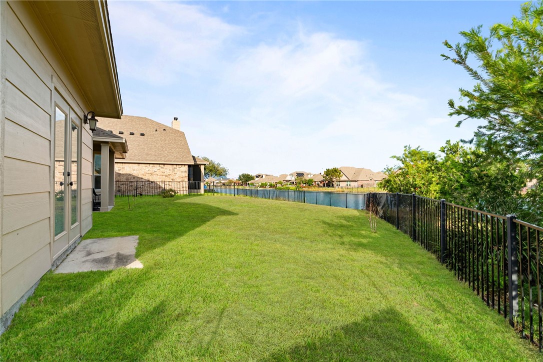 6 Reserve Blvd Property Photo 35