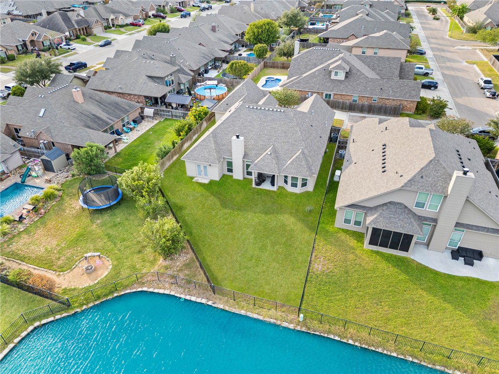 6 Reserve Blvd Property Photo 37