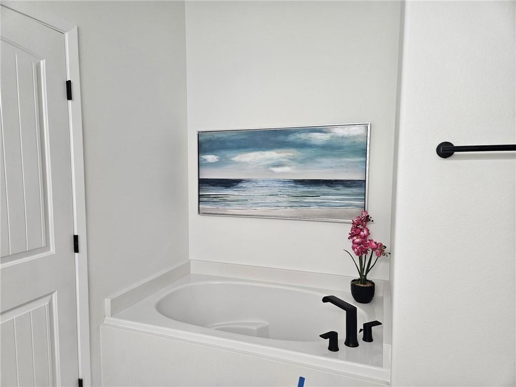 7713 Sophia Dr Property Photo 8