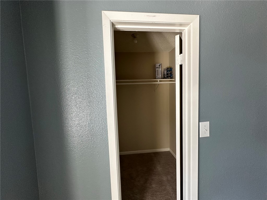 210 Oak Bay Dr 101 Property Photo 15