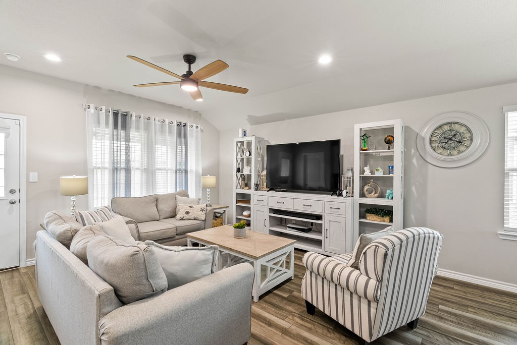 7753 Lariat Toss Dr Property Photo 6