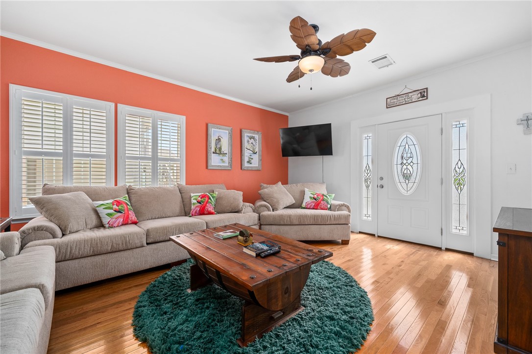 120 Teal Property Photo 8