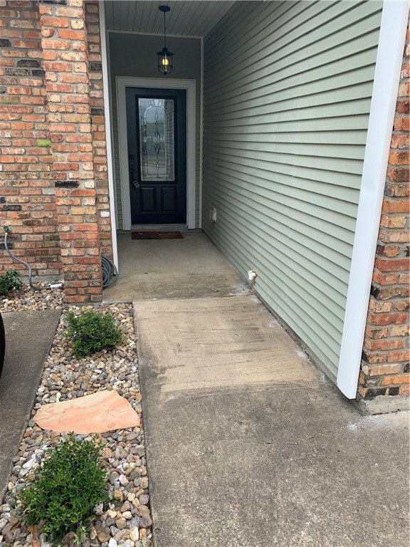 929 Moore Ave Property Photo 1