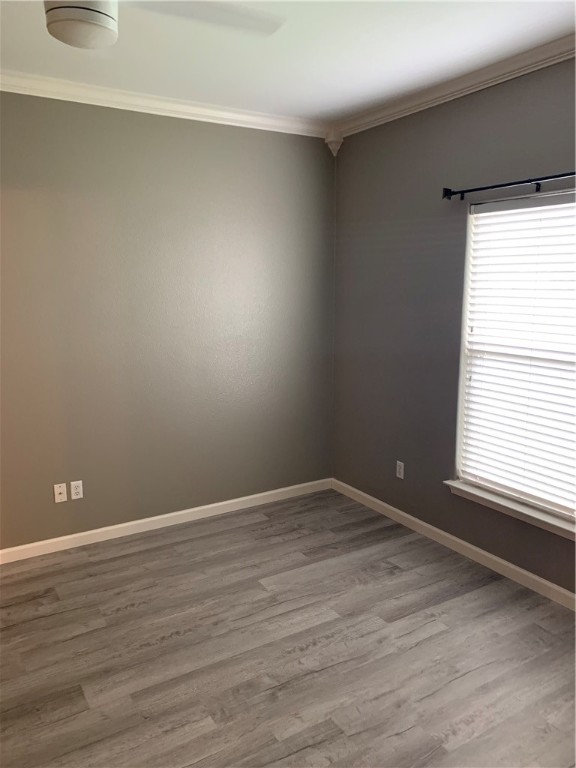 929 Moore Ave Property Photo 11