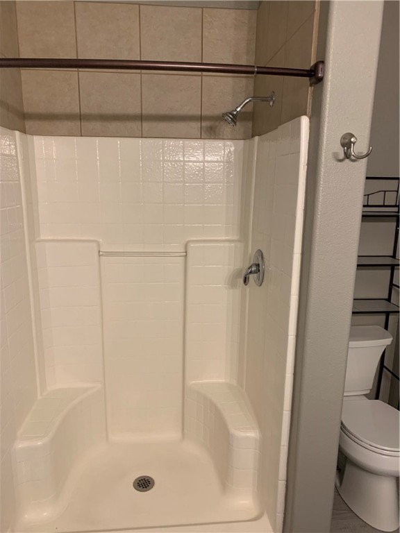 929 Moore Ave Property Photo 15