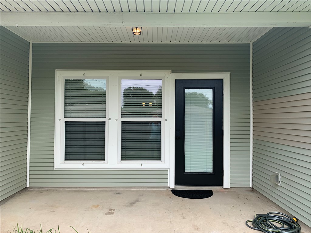 929 Moore Ave Property Photo 17