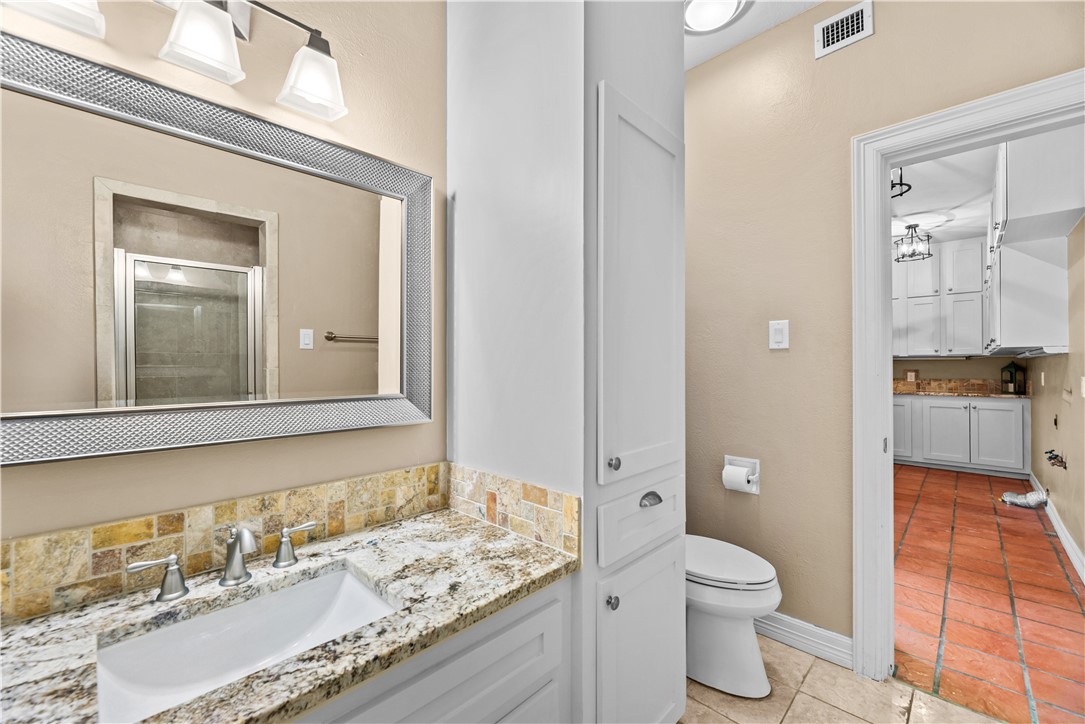 5314 River Oaks Dr Property Photo 11