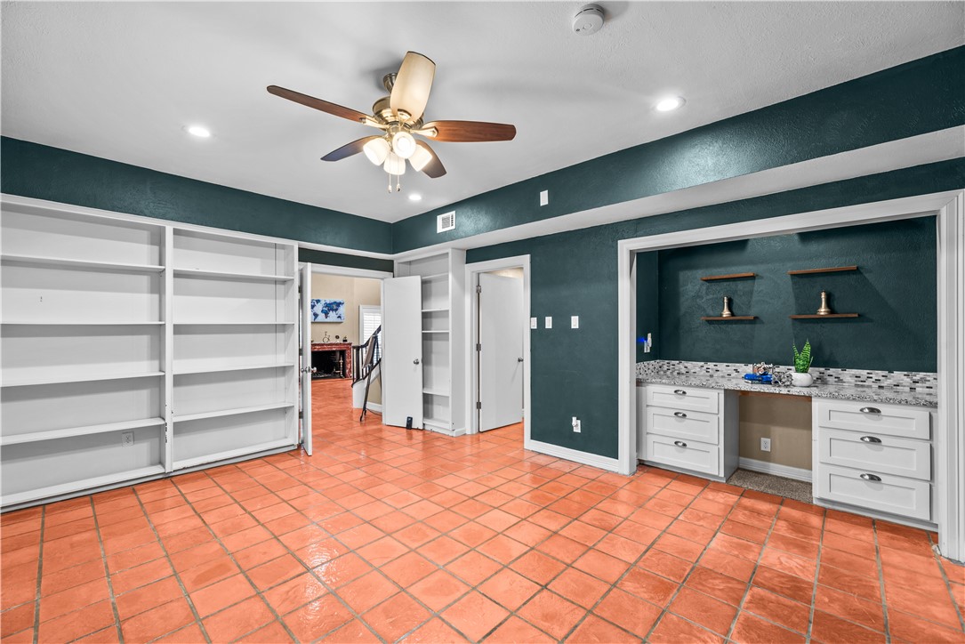 5314 River Oaks Dr Property Photo 13