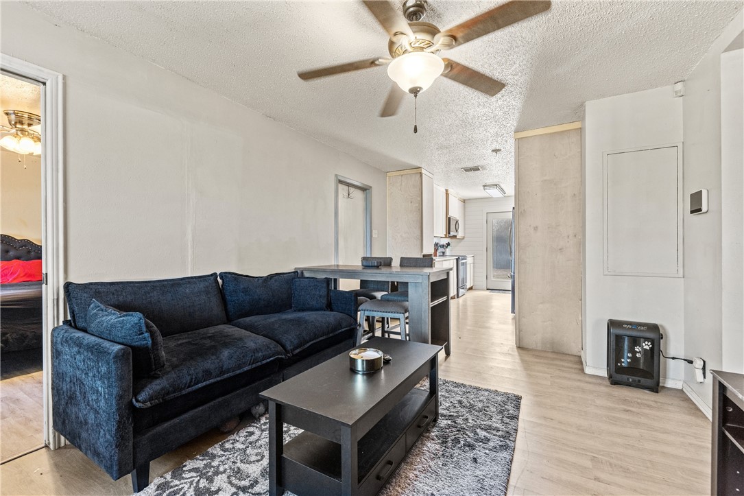 2700 Avenue D Property Photo 3