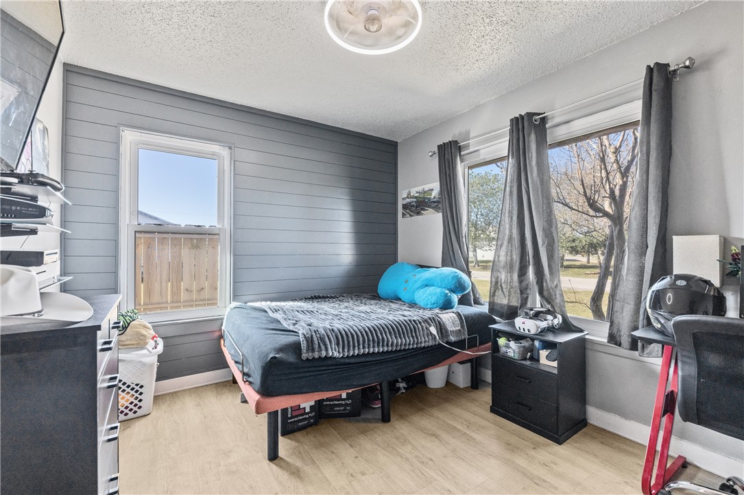 2700 Avenue D Property Photo 9